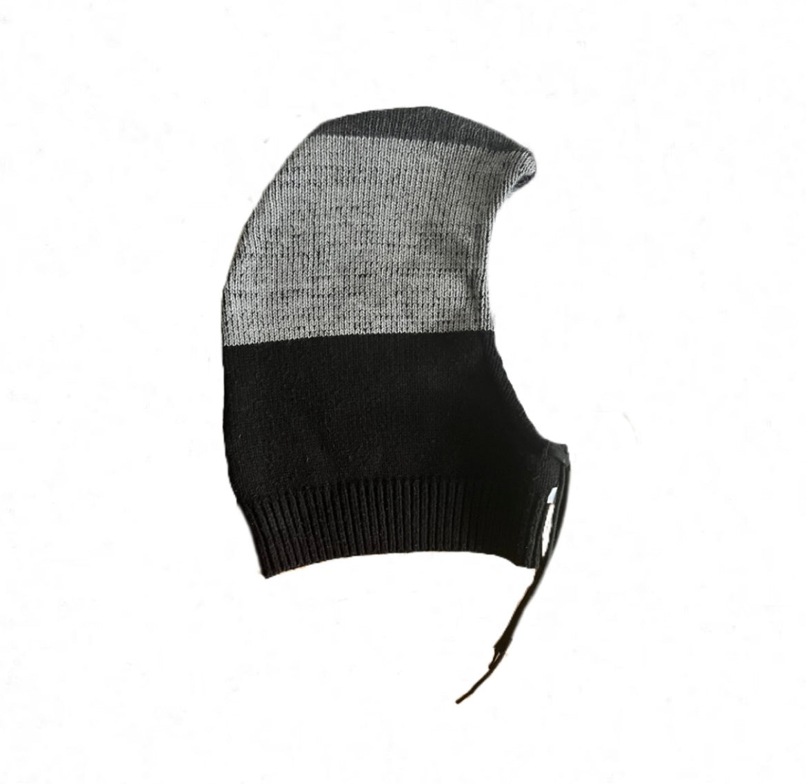 La cagoule n°9